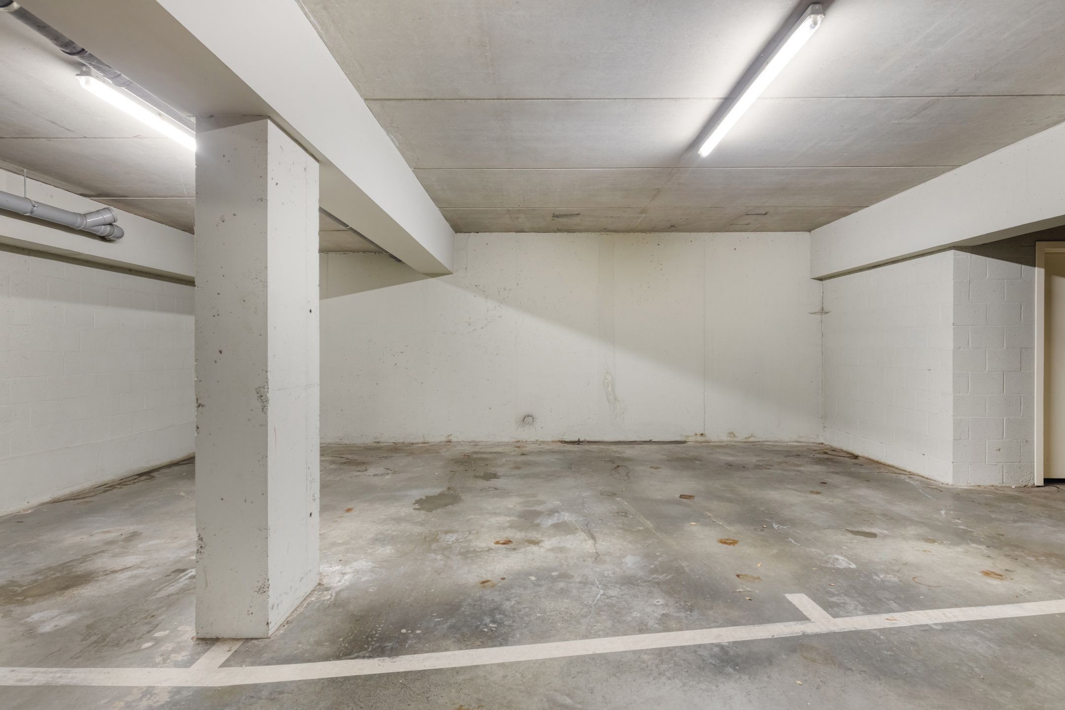 Licht en gezellig 2-slaapkamerapp in Klein-Willebroek foto 16