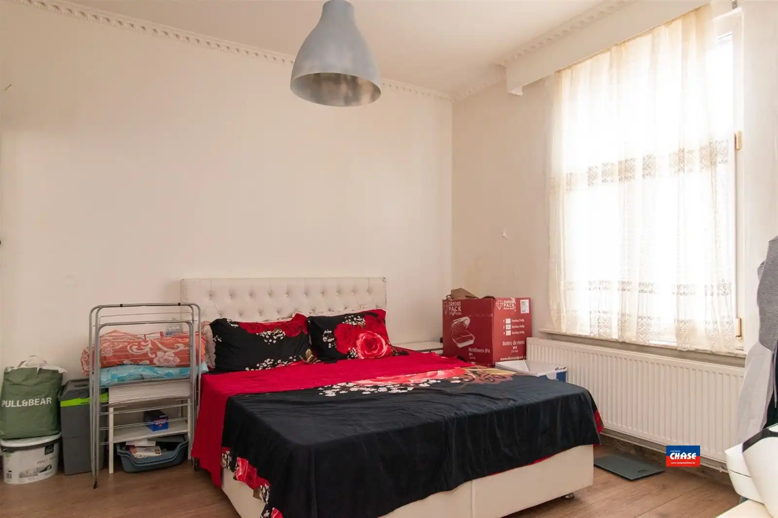 Woonhuis met tien slaapkamers en hangaar foto 15