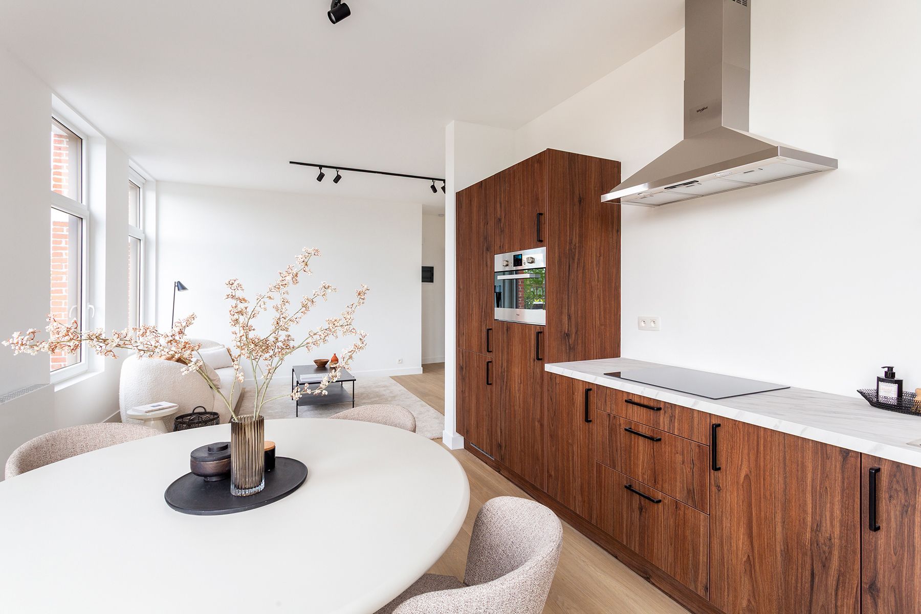 Stijlvol gerenoveerd 2-slaapkamerappartement foto 4