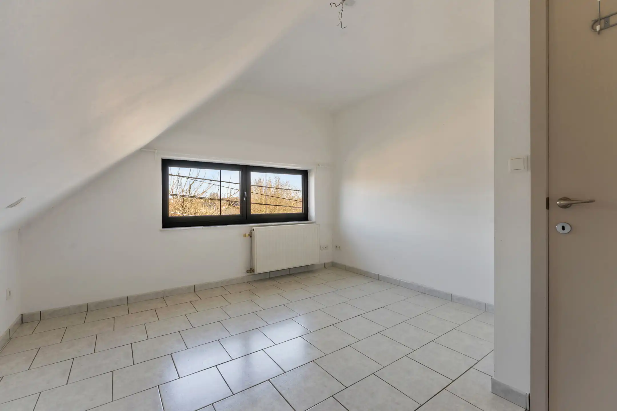 Duplex appartement met inpandige garage te Millen. foto 8