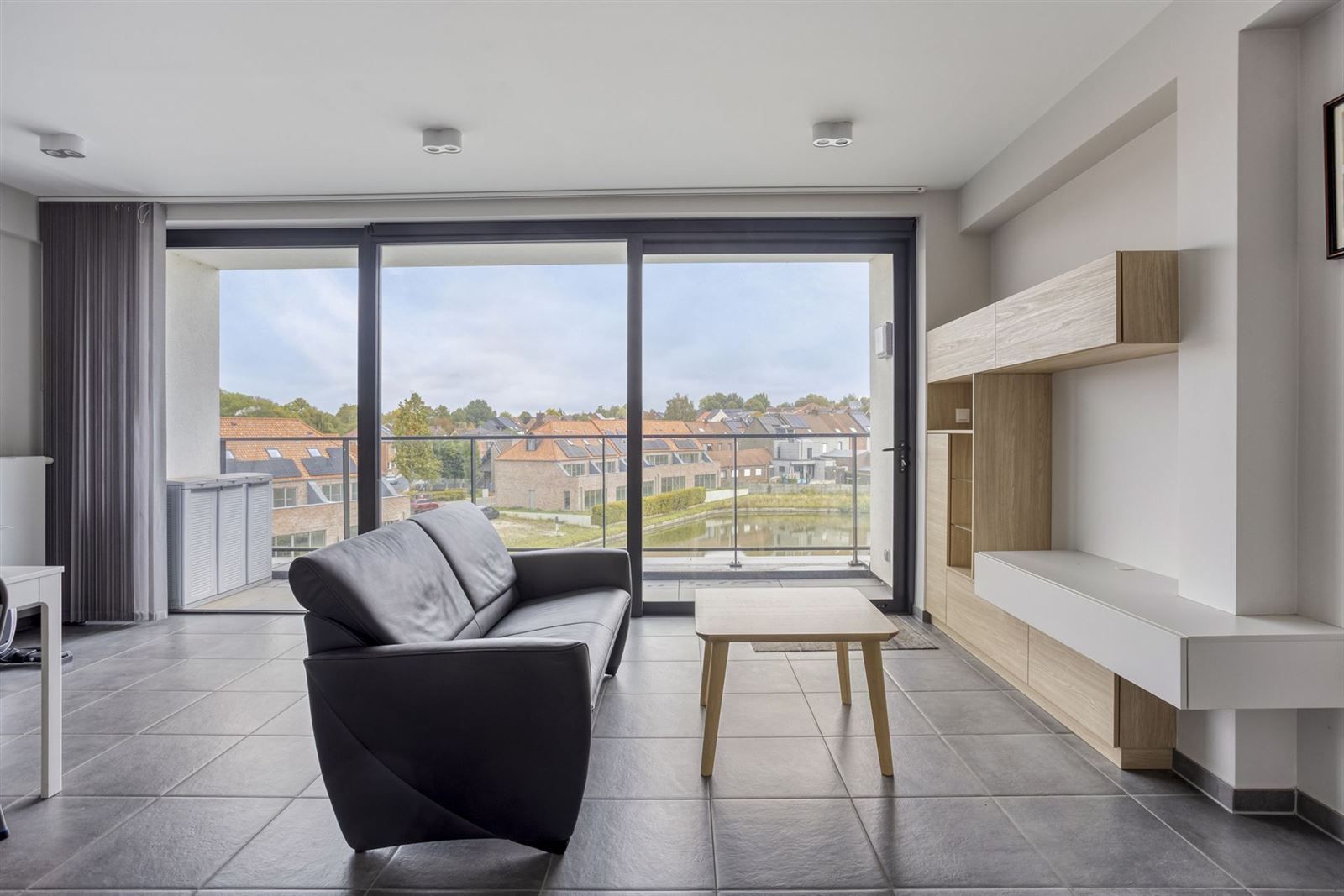 Moderne en ruime assistentie appartement (2 slaapkamers) te Halle foto 4