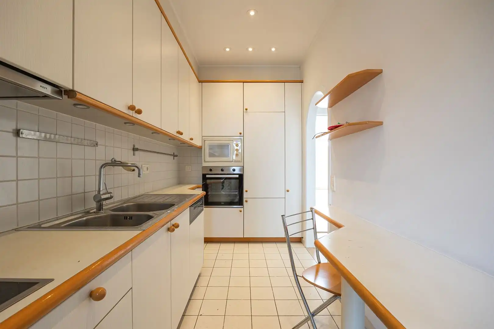 3-slaapkamer appartement met mooi stadszicht foto 7