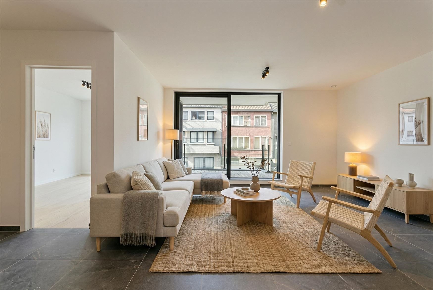 Energiezuinig wonen in het centrum van Deinze. foto {{pictureIndex}}