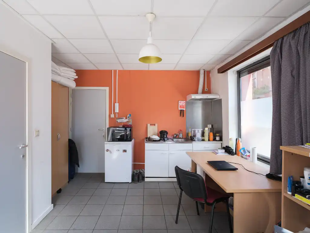 Opbrengsteigendom met 4 studentenkamers en 2 appartementen nabij het Rabot en de Tondeliersite foto 7