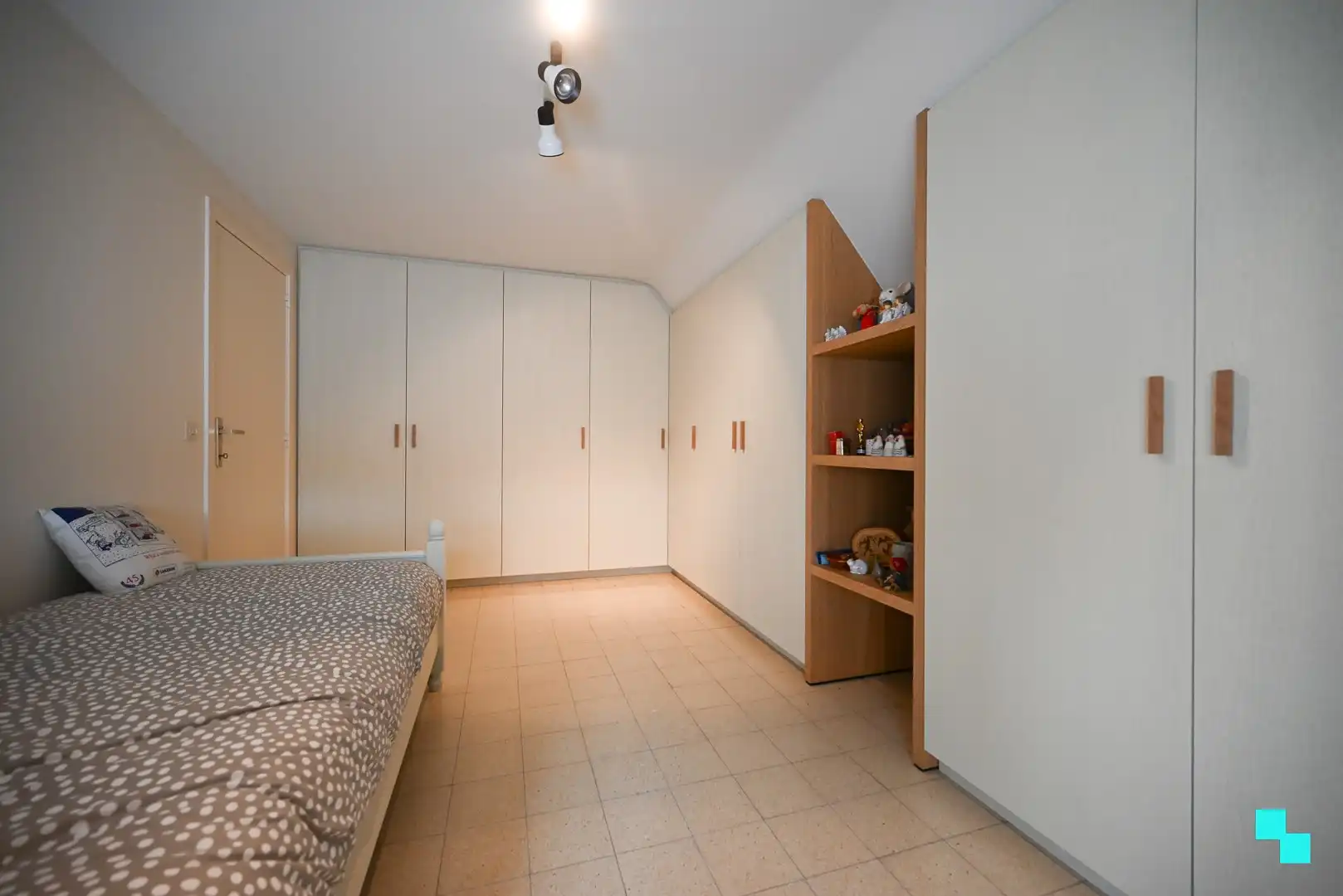 Ruime eengezinswoning in doodlopende straat te Becelaeres hof, Izegem foto 22