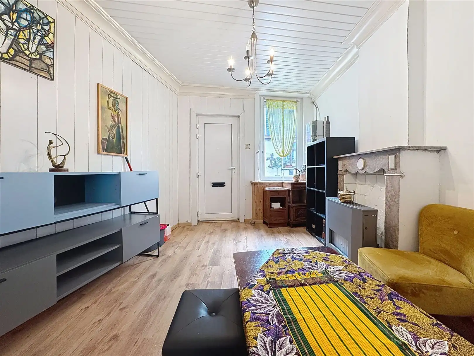 Te renoveren woning met stadstuintje in hartje Geraardsbergen foto 2