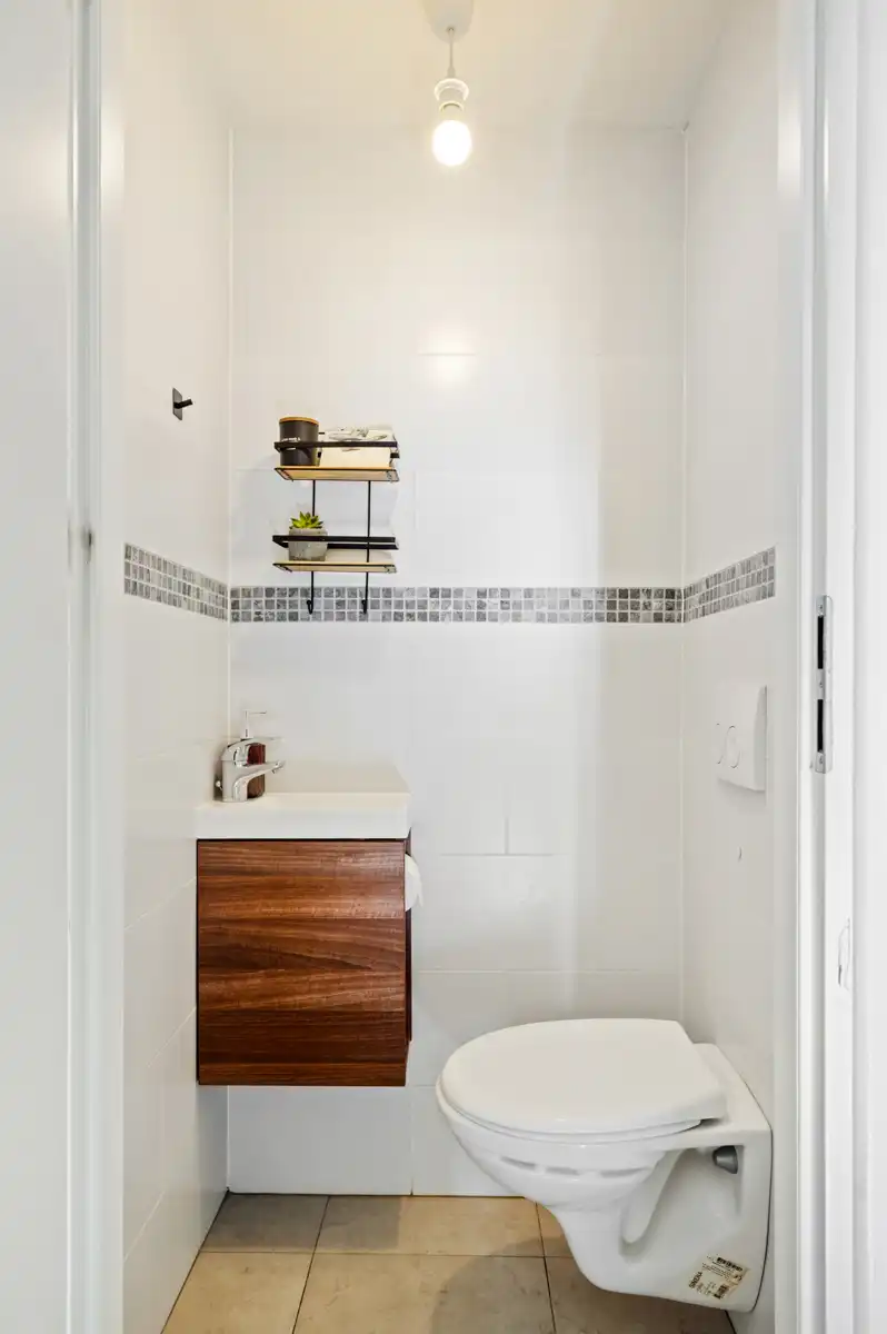 Leuk 2-SLK appartement op de bovenste verdieping foto 9