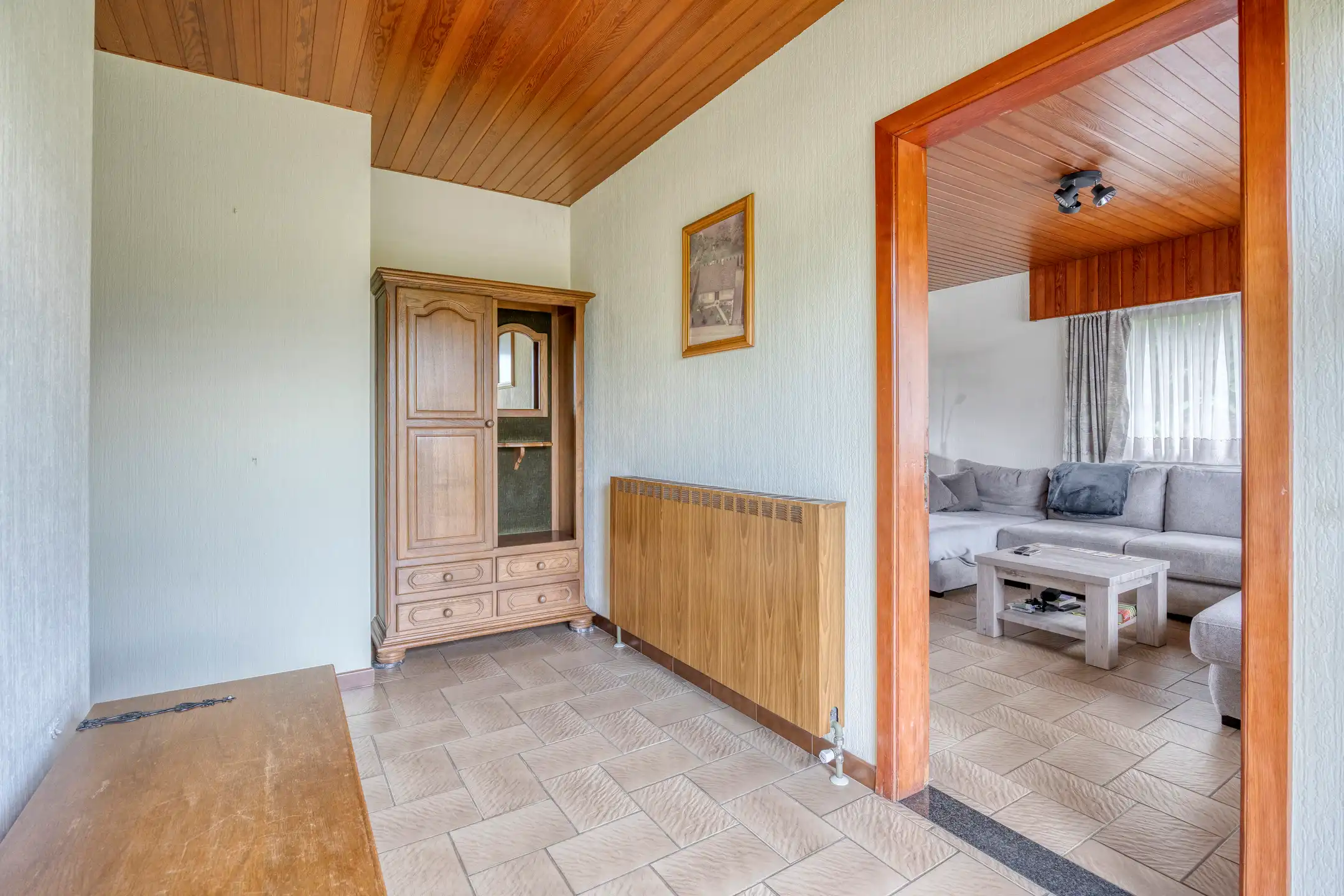 Ruime vrijstaande woning met potentieel foto 3