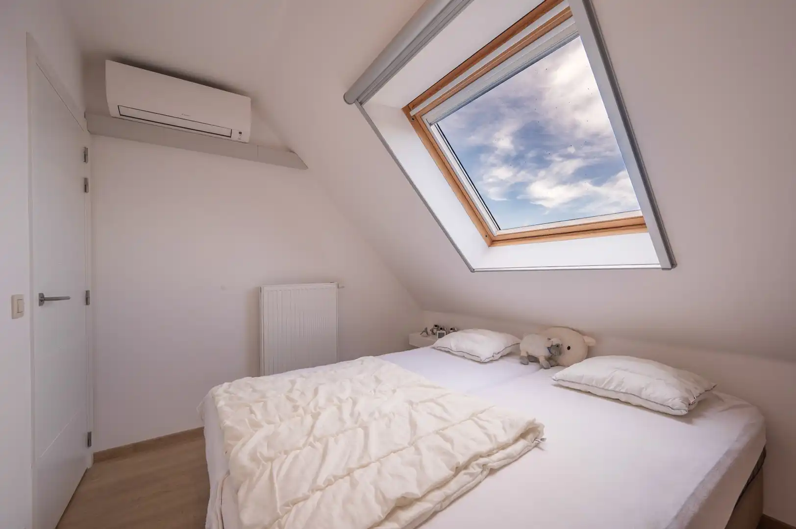 Zonnig duplex-appartement met 3 slaapkamers & mog. garagebox. foto 15