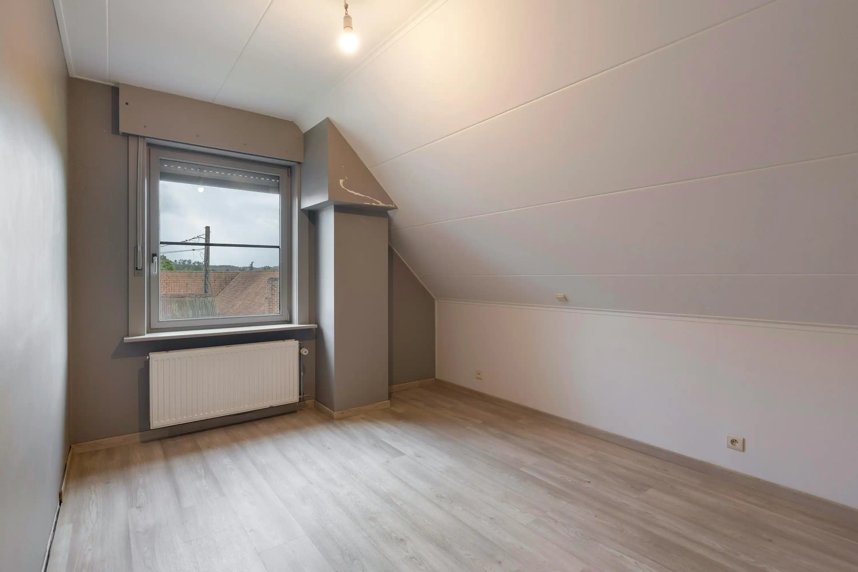 Woning met 3 slaapkamers in de Savooistraat in Ronse te koop foto 10