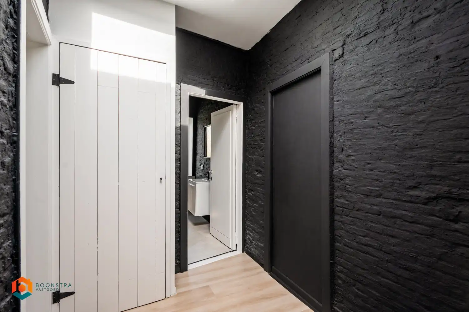 Karaktervol gerenoveerd app met 2 slpkrs in Hoboken foto 10