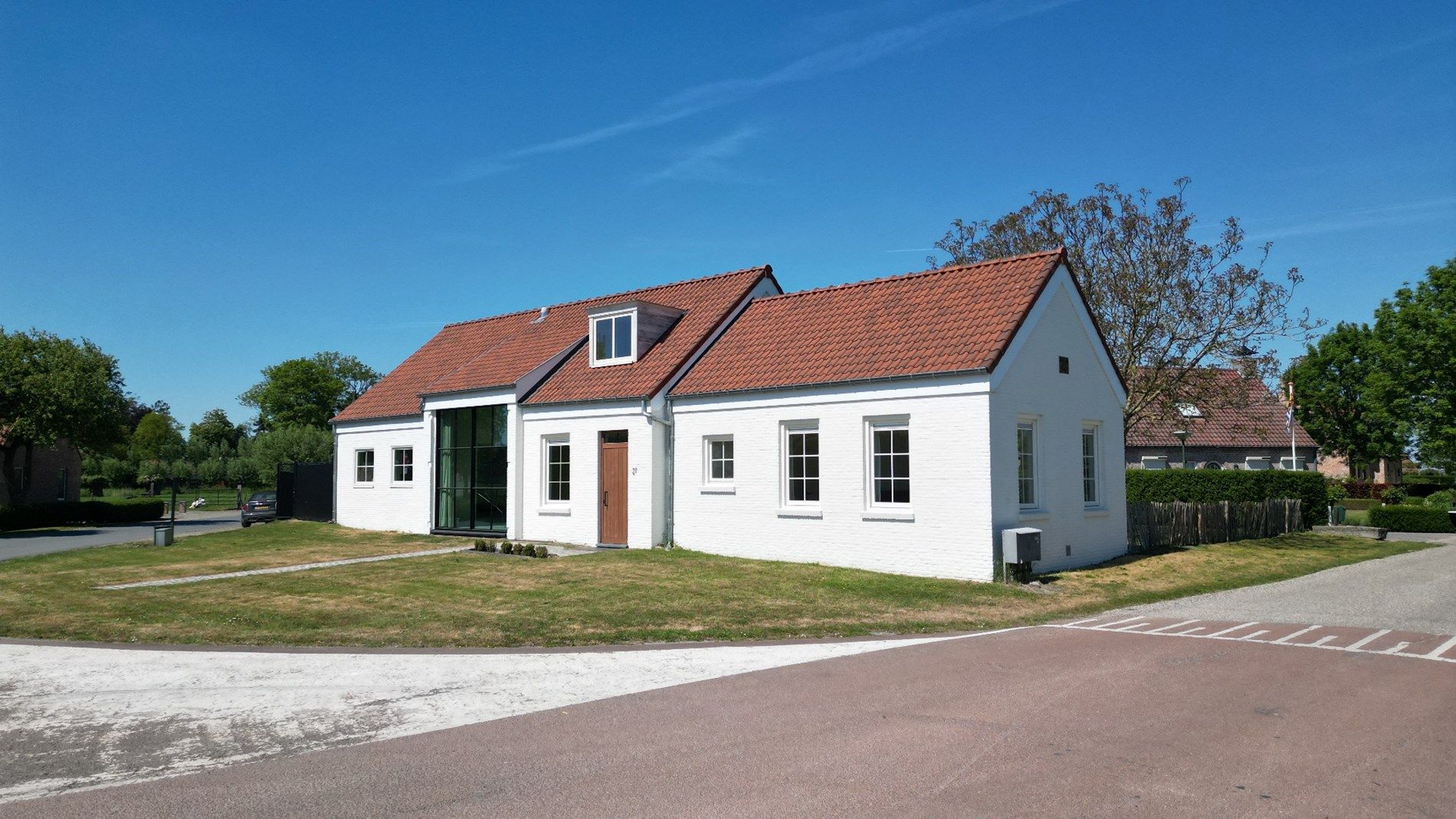 Modern wonen met een landelijk karakter foto {{pictureIndex}}