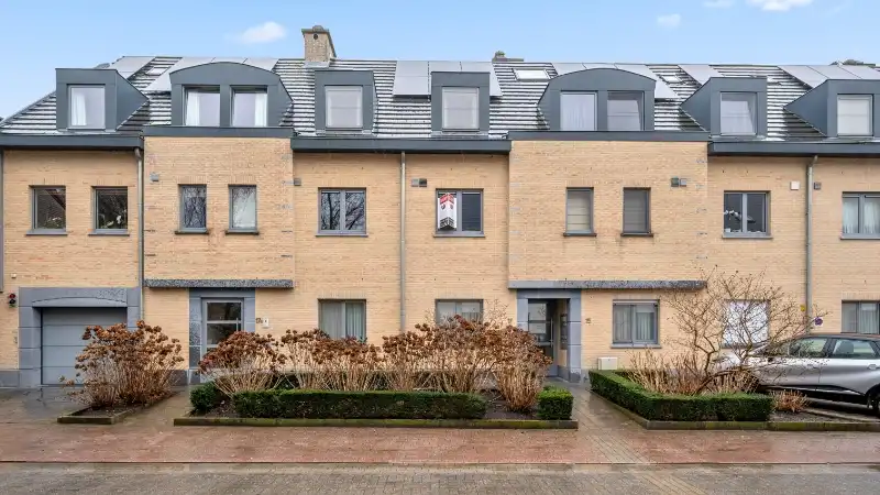 Ruim 3 slaapkamer appartement van 130m² met terras 14m² op zuid-oosten foto 18