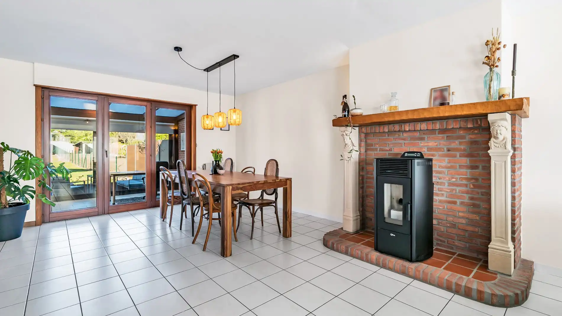 LUBBEEK - instapklare HOB op 7a33 foto 3