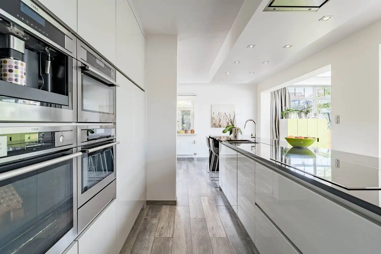 Gerenoveerde woning met 3 slaapkamers, een garage en een west georiënteerde tuin in een autoluwe woonwijk te Bierbeek! foto 10