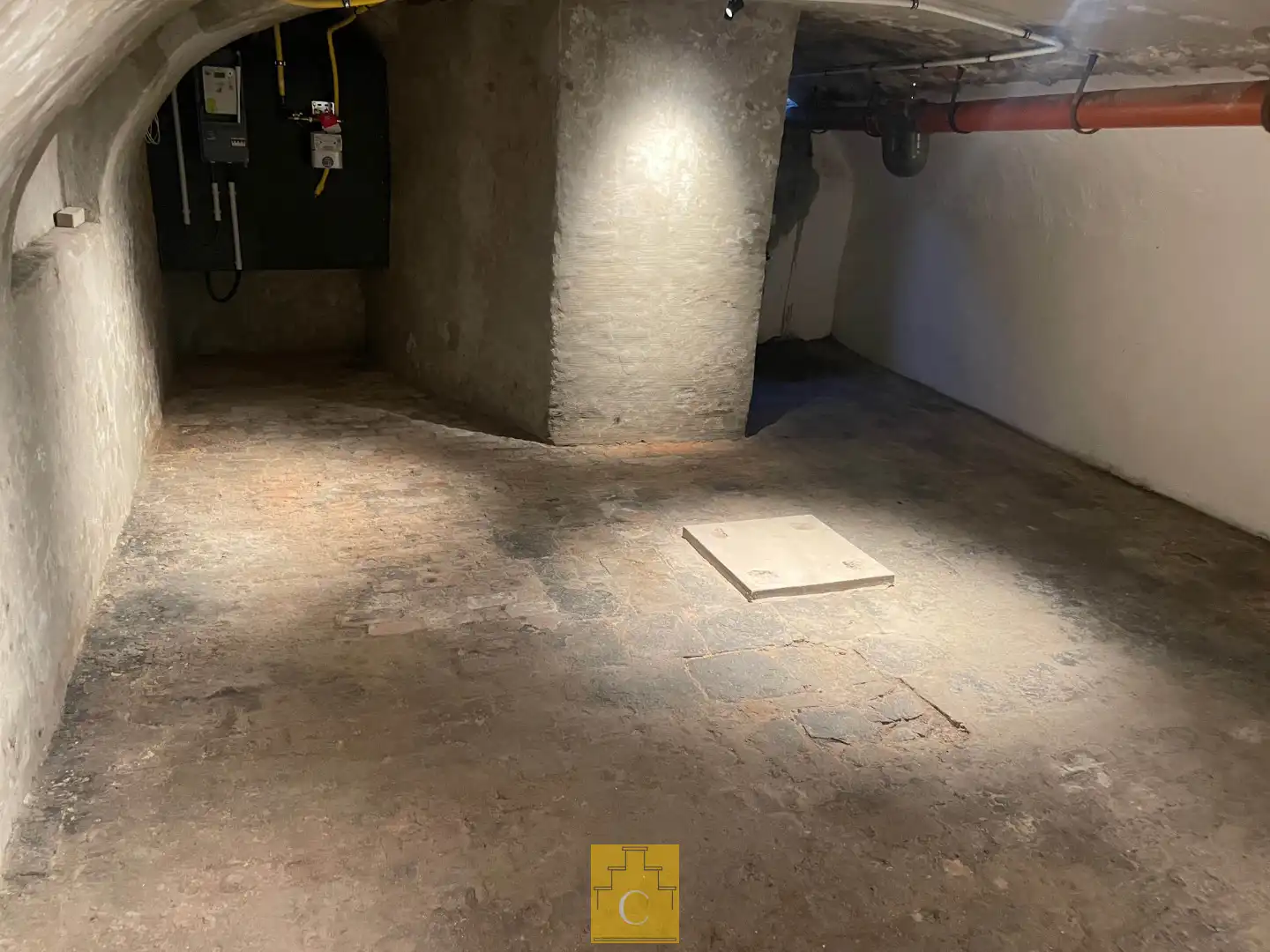 pas gerenoveerd diephuis op iconisch stadsplein, een meesterwerk van historiek en hedendaagse luxe foto 33