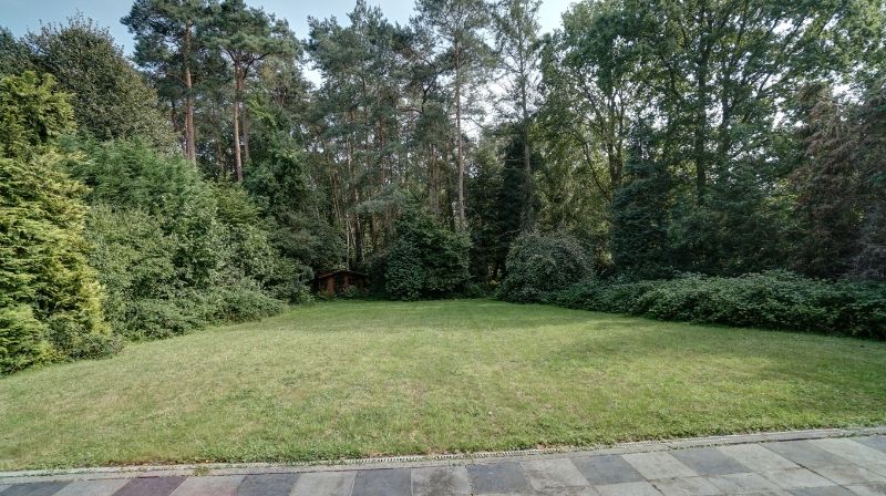 Ruime villa van 354m² op 25 are foto 3