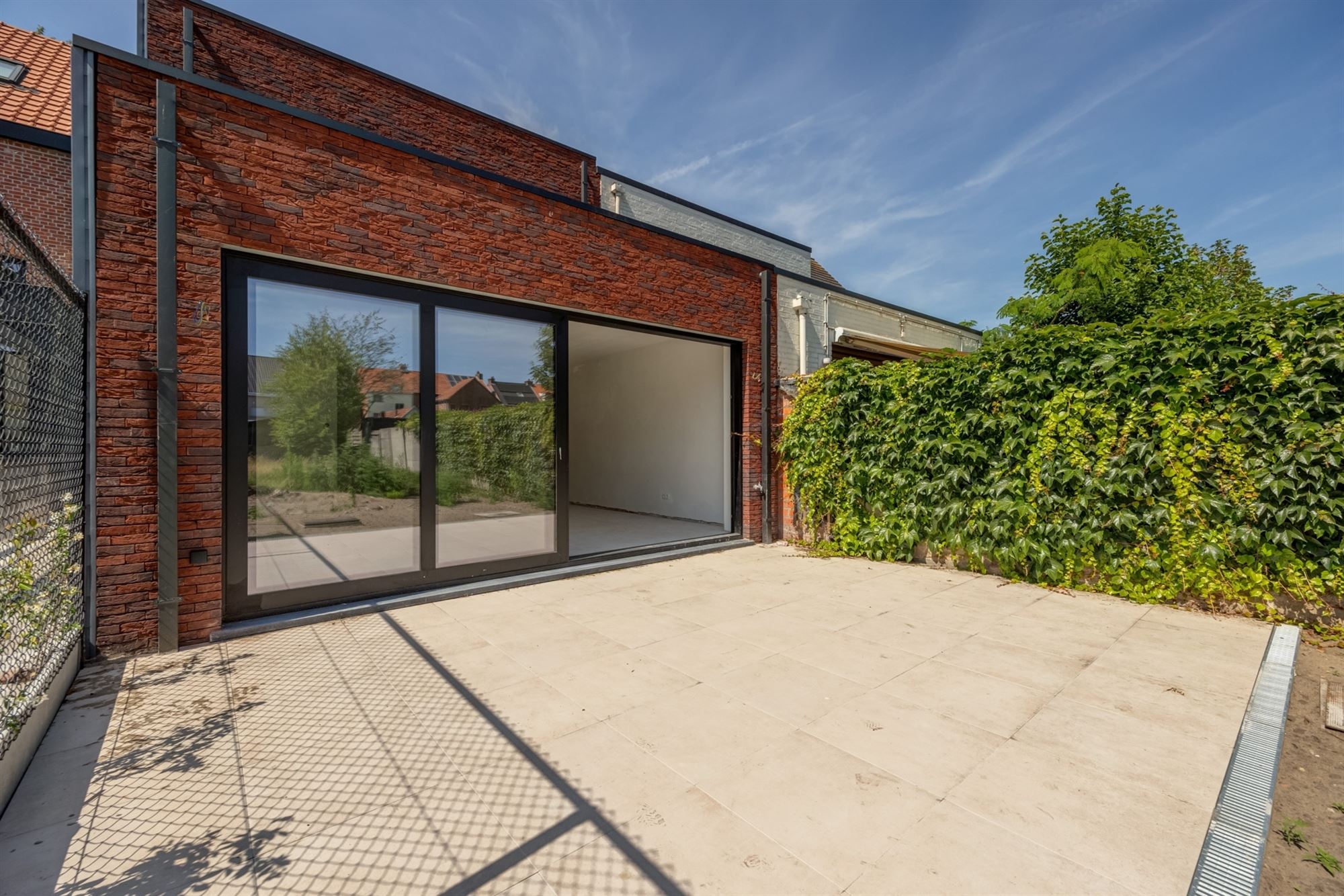 Ruime instapklare nieuwbouwwoning in Brasschaat foto 8
