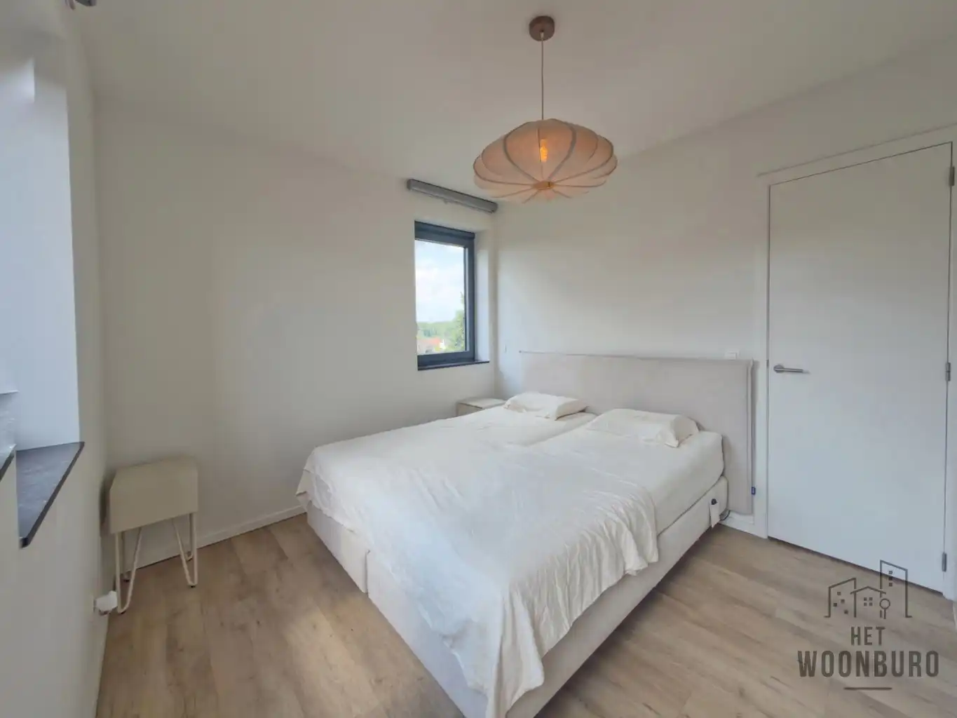 Appartement 1e verd. met autostaanplaats foto 11