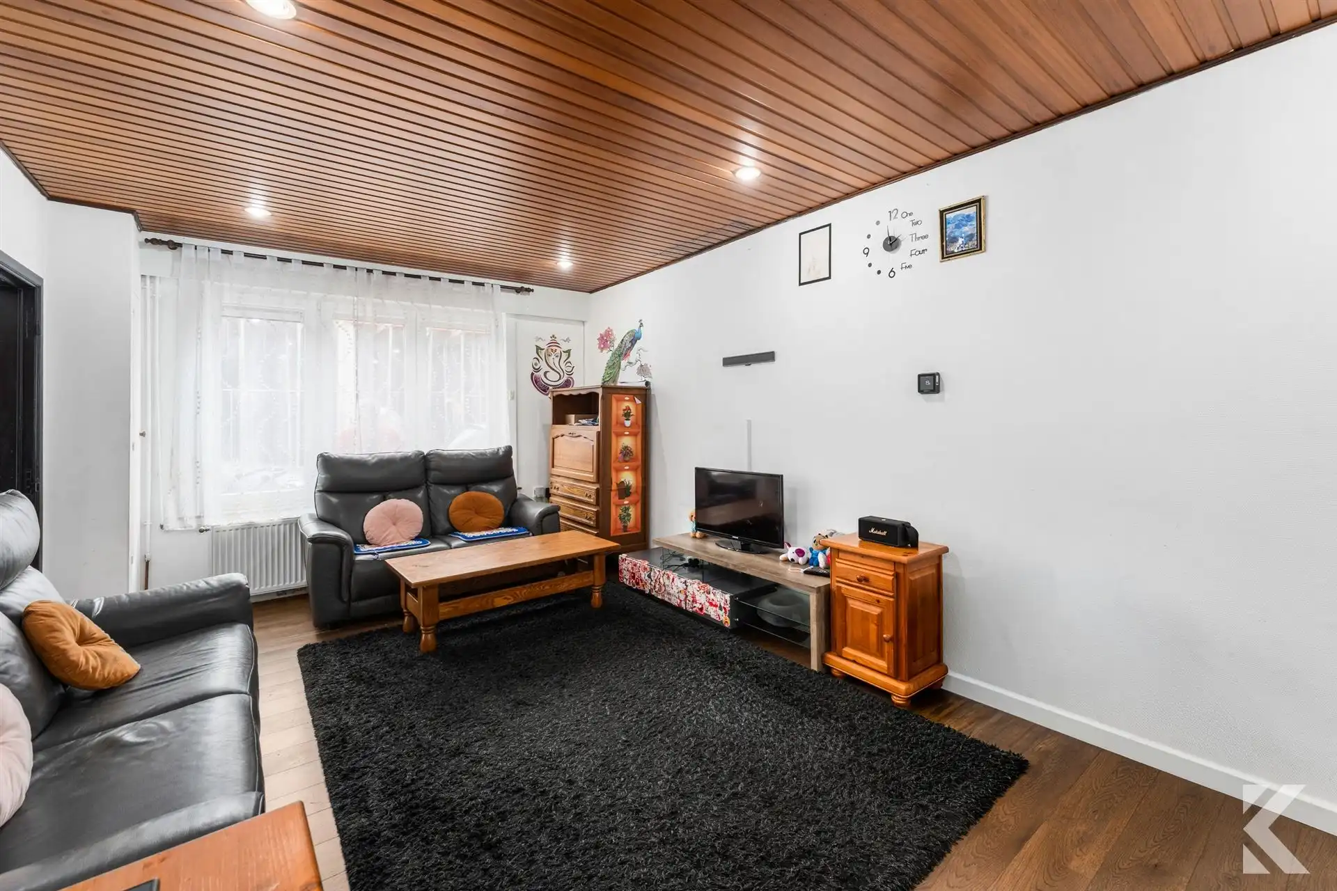 Volledig gerenoveerde woning met 3 slpk, 2 bdk,zonnige koer foto 10