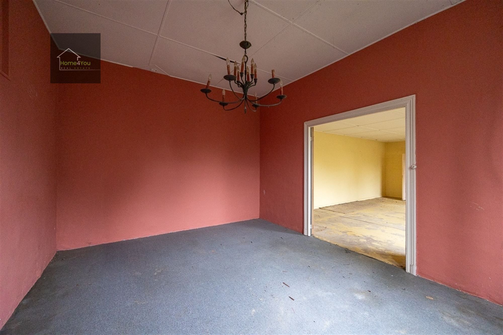 Te Renoveren Woning foto 17