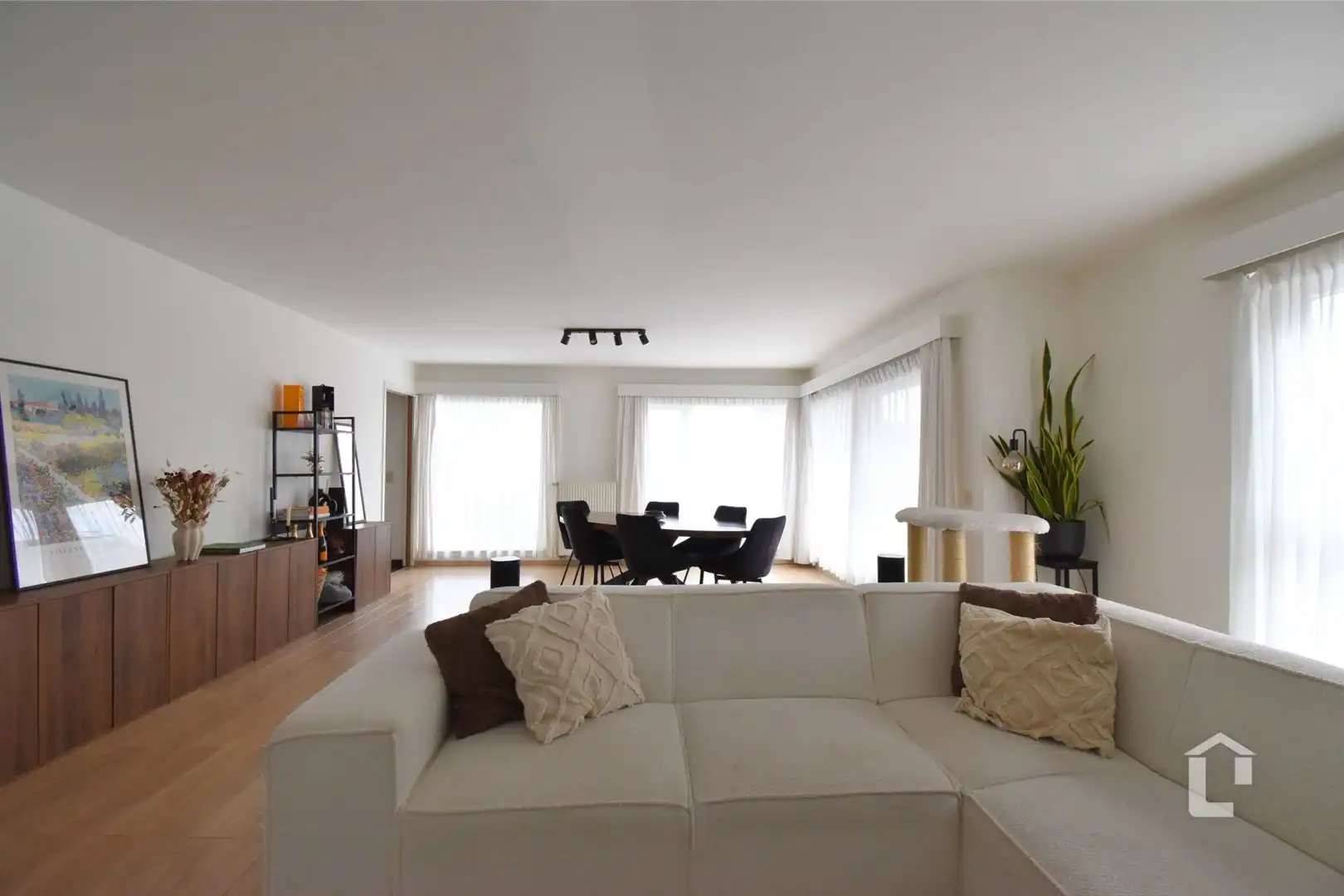 Prachtig, recent duplex-appartement nabij centrum Nazareth foto 3