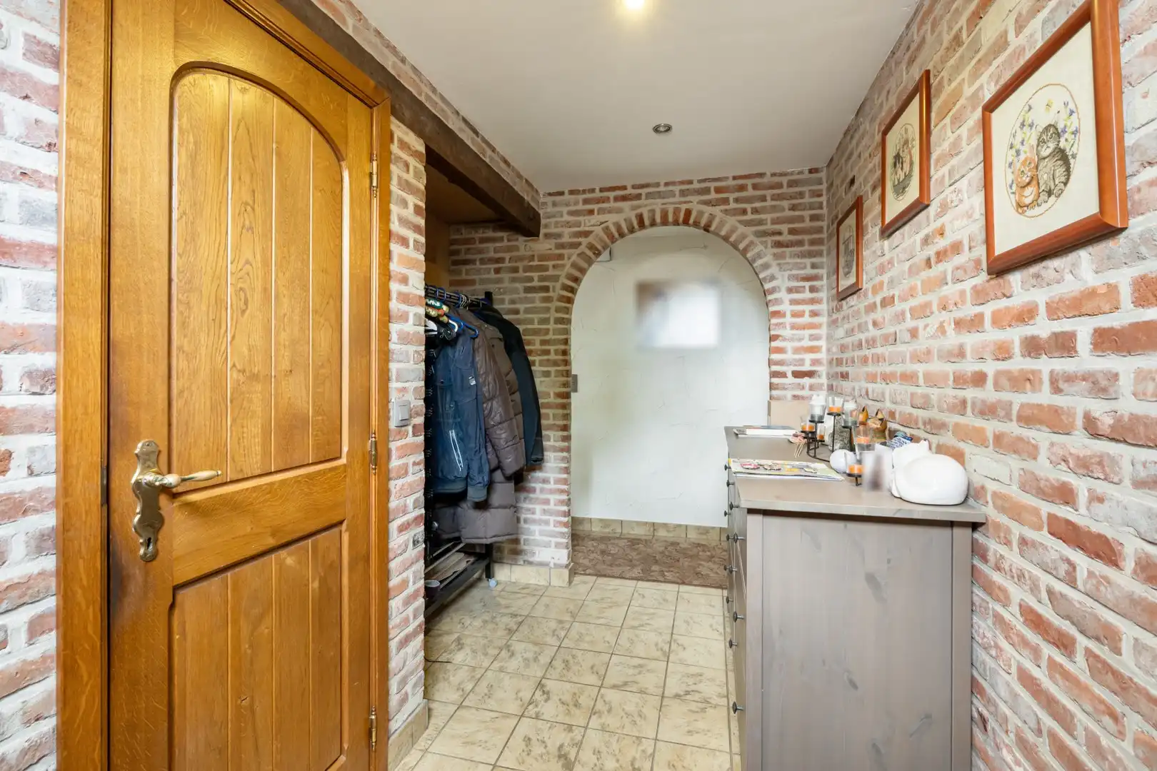 Zeer ruime en energiezuinige woning met 7 slpk te Westerlo foto 8