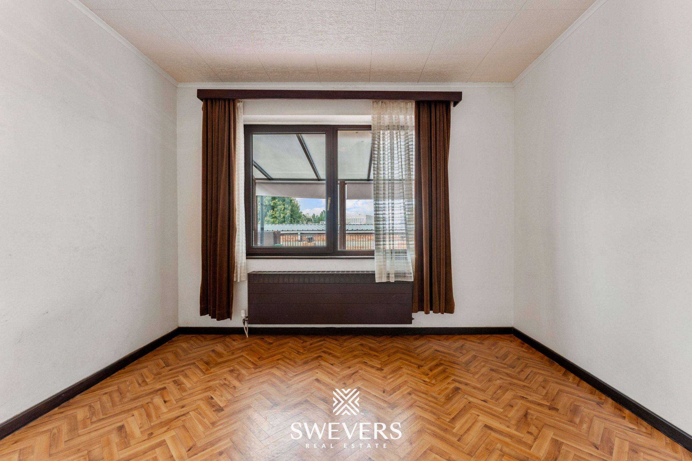 Ruim appartement met zonrijke veranda, terras én parkeergarage op boogscheut van Hasselt-centrum. foto 11