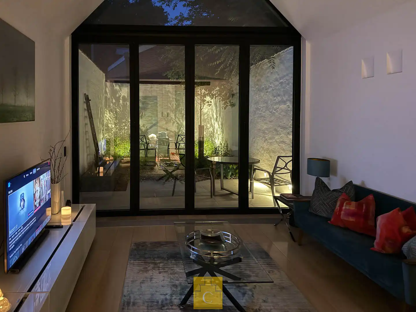 Droomhuis op een toplocatie in Groeninge, palend aan het toekomstig museumpark, zelden geziene high-end afwerking, zonnepanelen en aangename terrastuin foto 6