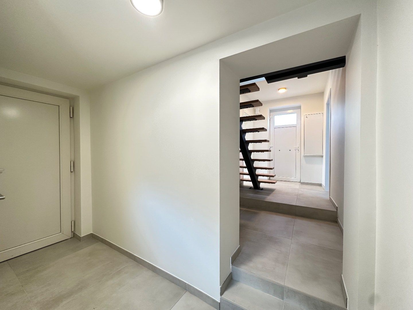 Te huur: prachtig gerenoveerde woning in Teuven (Voeren) foto 8