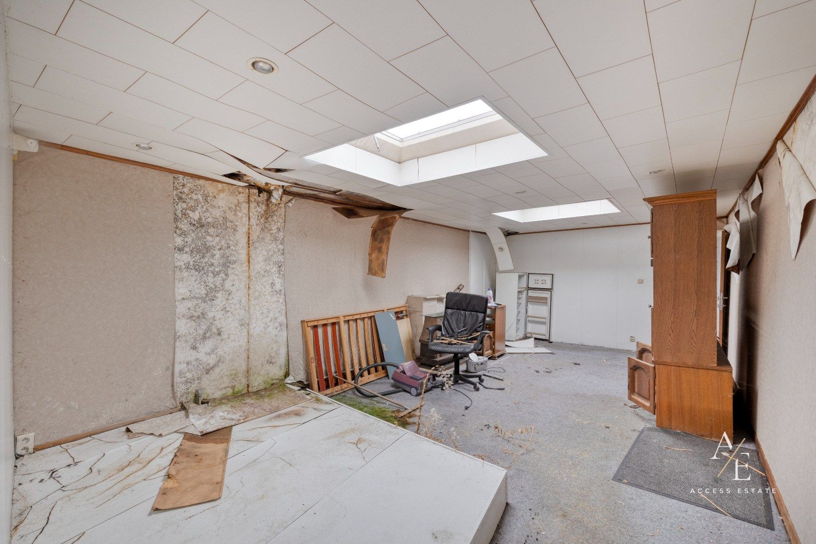 EEKLO - Te renoveren handelshuis met grote bruikbare oppervlakte en tuin foto 8