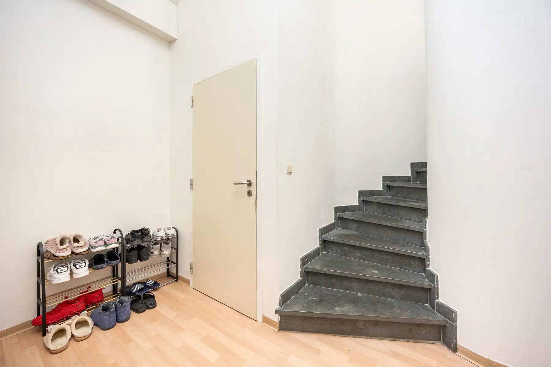 Instapklaar duplex-appartement met twee slaapkamers foto 8
