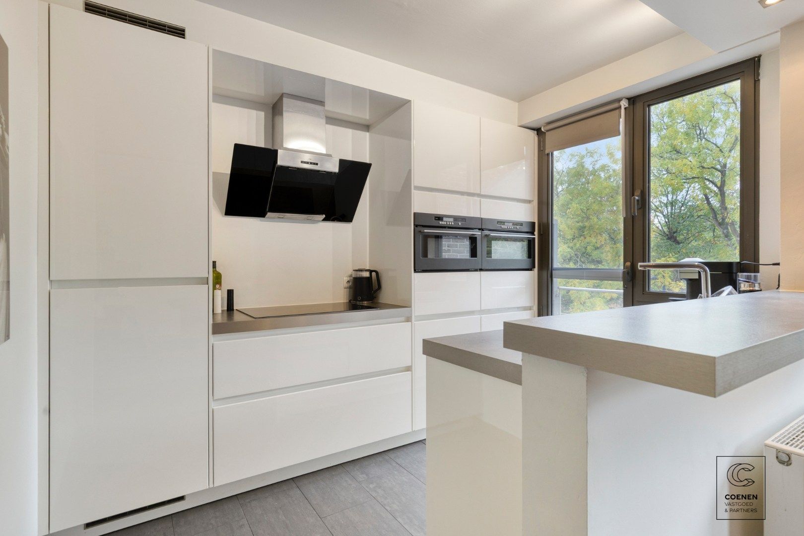 Instapklaar appartement van 91  m² met 2 slaapkamers te Kontich! foto 4