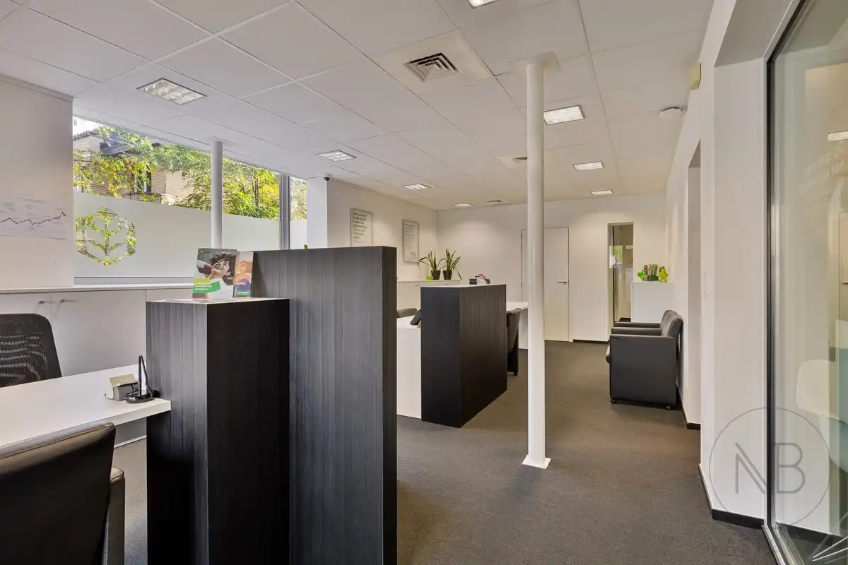 Instapklare en goed gelegen kantoorruimte foto 7