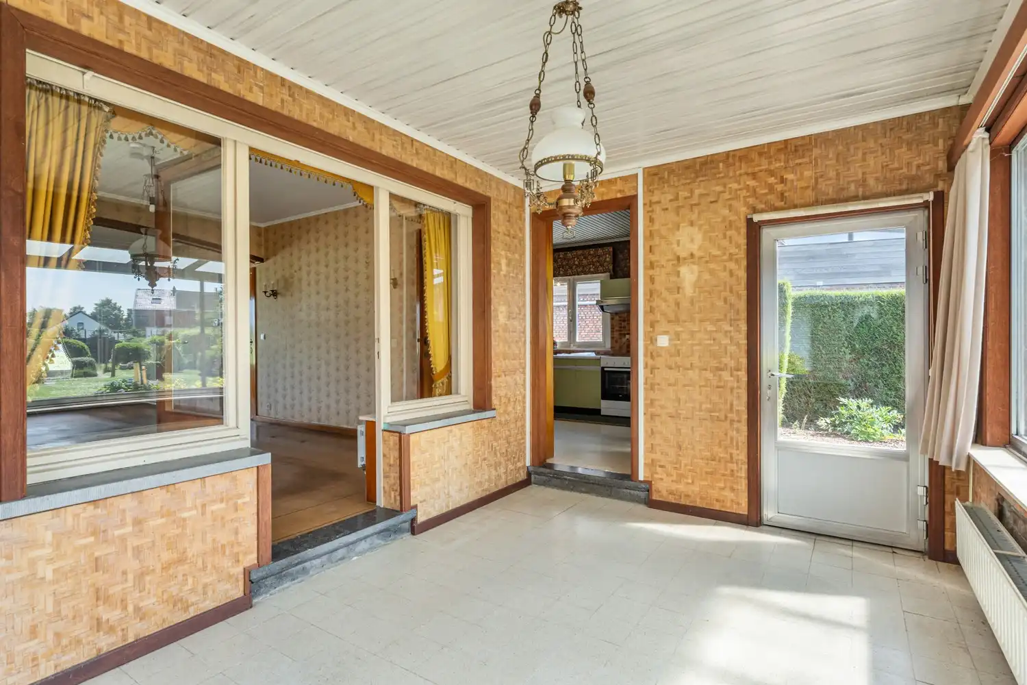 Te renoveren open bebouwing op mooie ligging nabij de Vaart foto 12