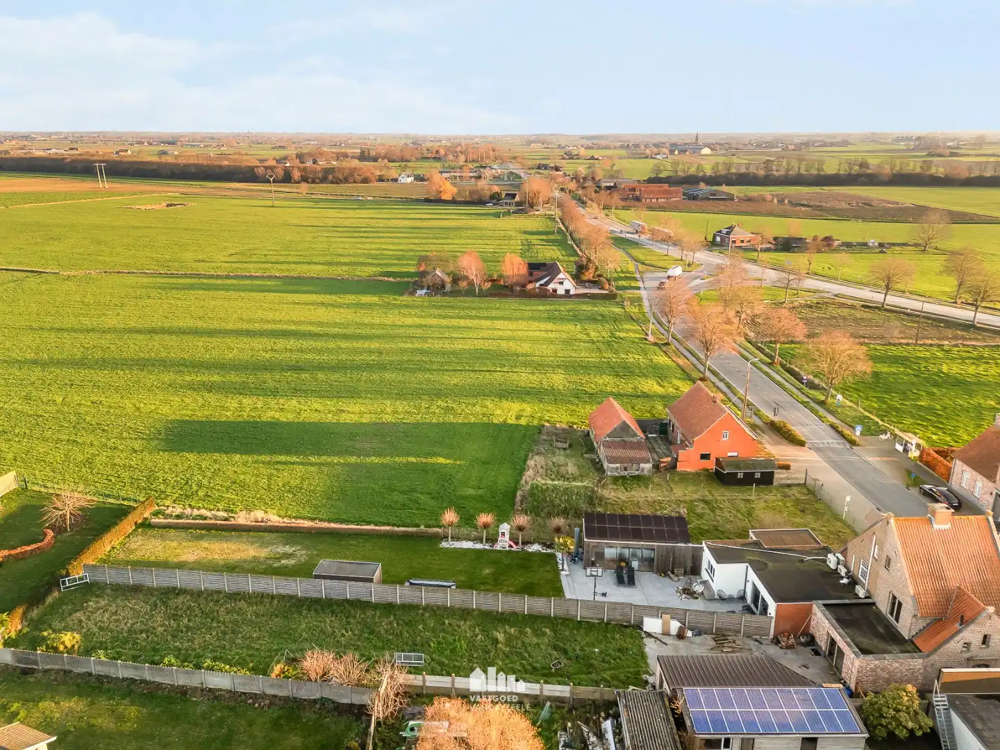 Perceel bouwgrond op rustige ligging in Zuidschote met open zicht over de velden. foto 7
