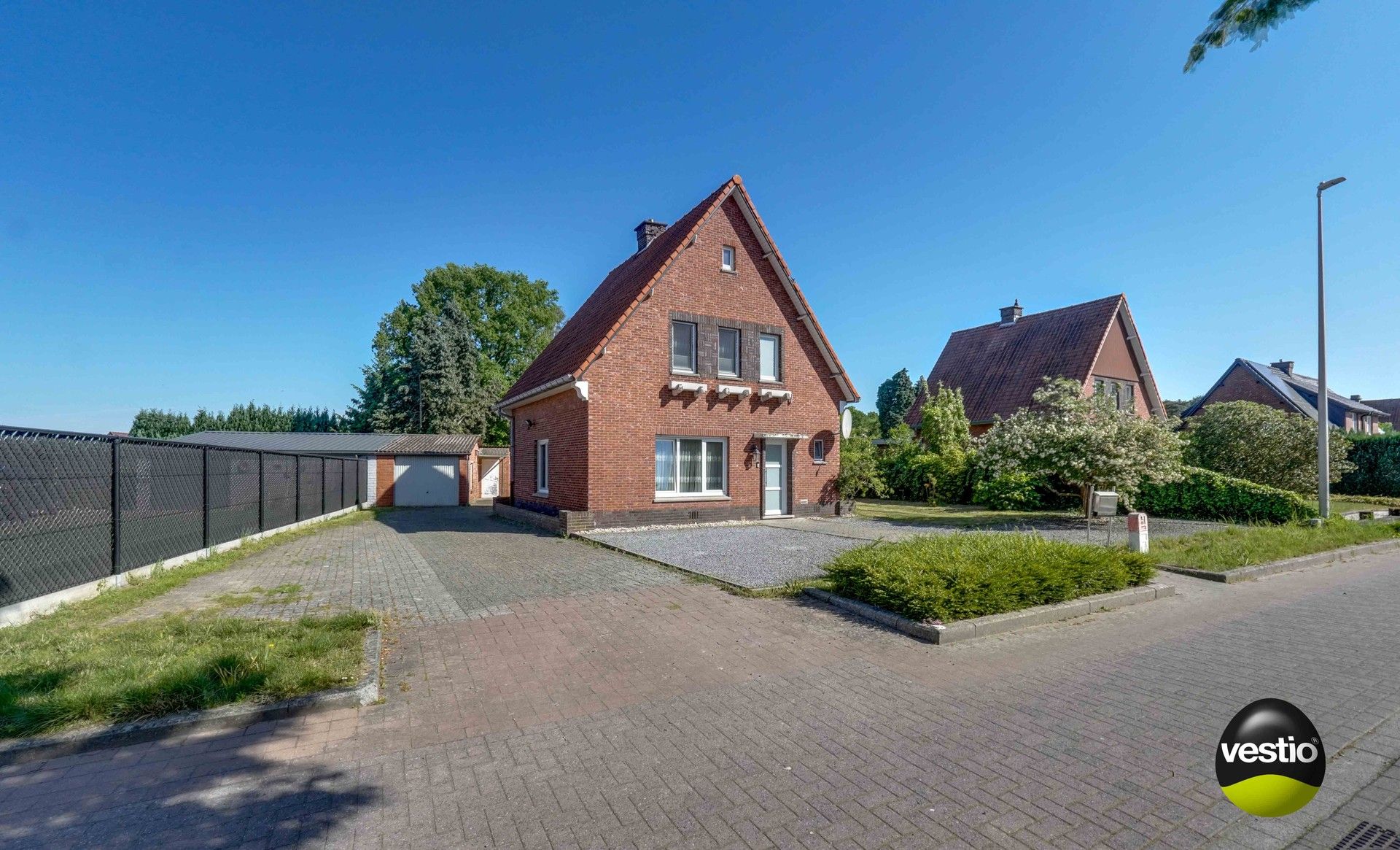 ()=>{if(producerUpdateValueVersion(node),producerAccessed(node),node.value===ERRORED)throw node.error;return node.value} Beenhouwersstraat 10 - 3530 Houthalen-Helchteren