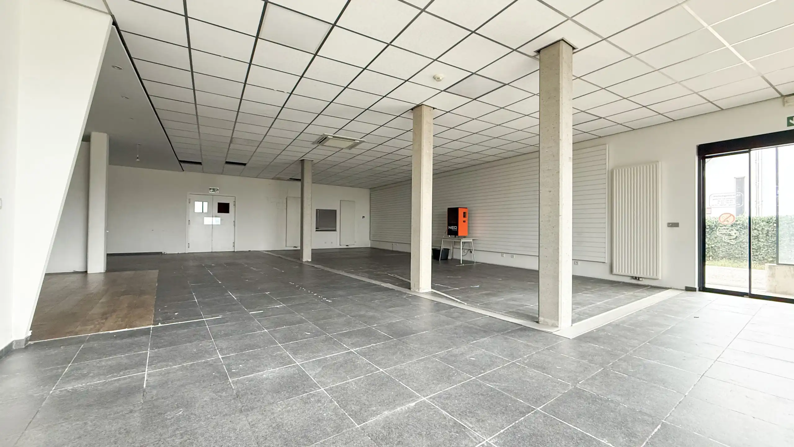 Commercieel handelspand op toplocatie met 444m² opp! foto 12