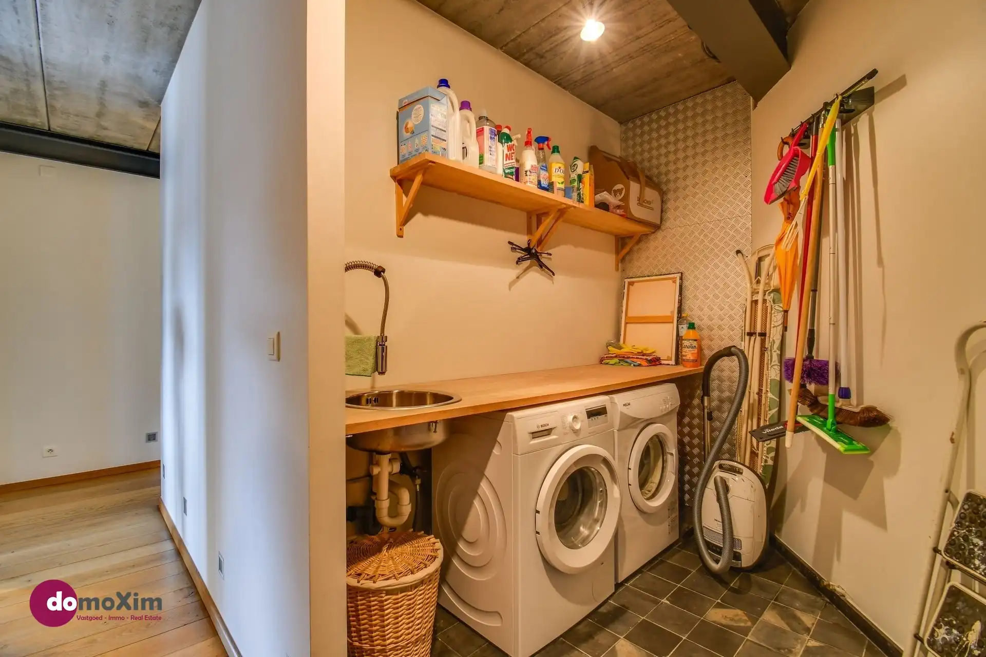 Lichtrijke loft met 2 slaapkamers en terras in Mechelen foto 16