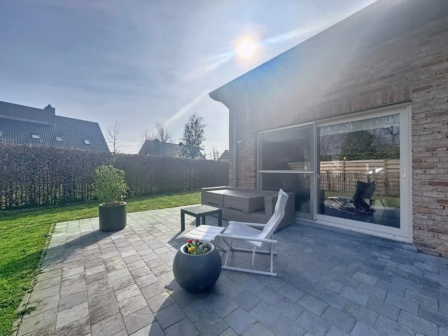 Ruime en recente halfopen bebouwing met 3 volwaardige slaapkamers foto 21