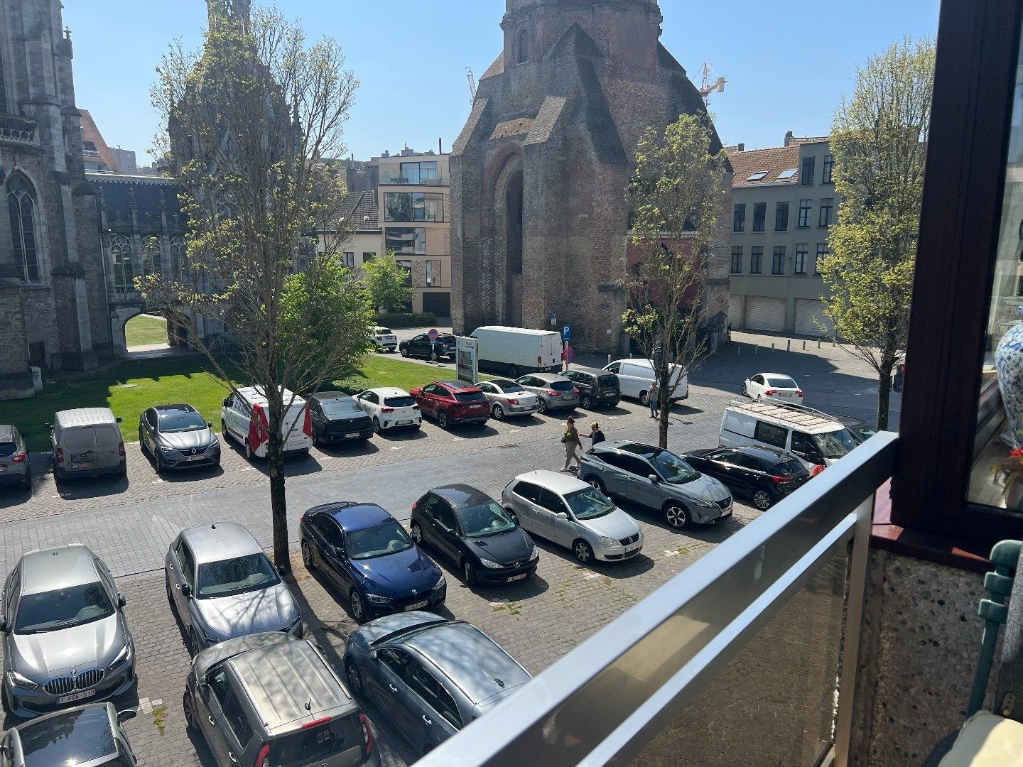 Geriefelijke en instapklaar appartement op zeer goede ligging! foto 9