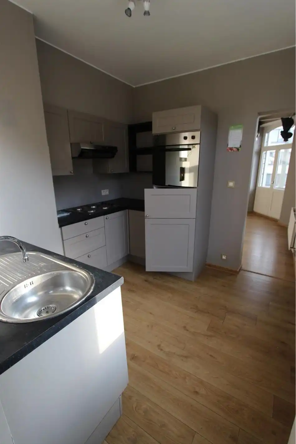 Appartement op 2de verd nabij St-Pietersstation en Citadelpark foto 4