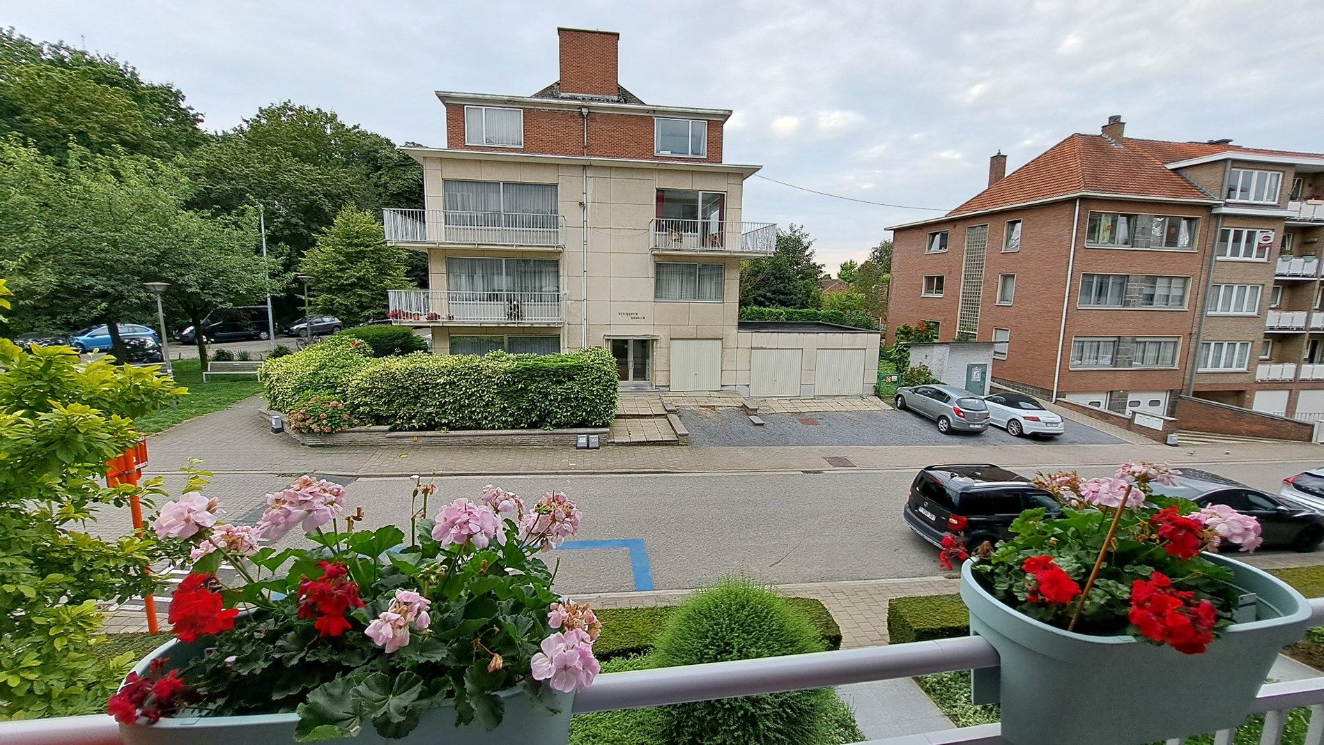 Appartement met 2 slaapkamers, terras, garage en kelder foto 20