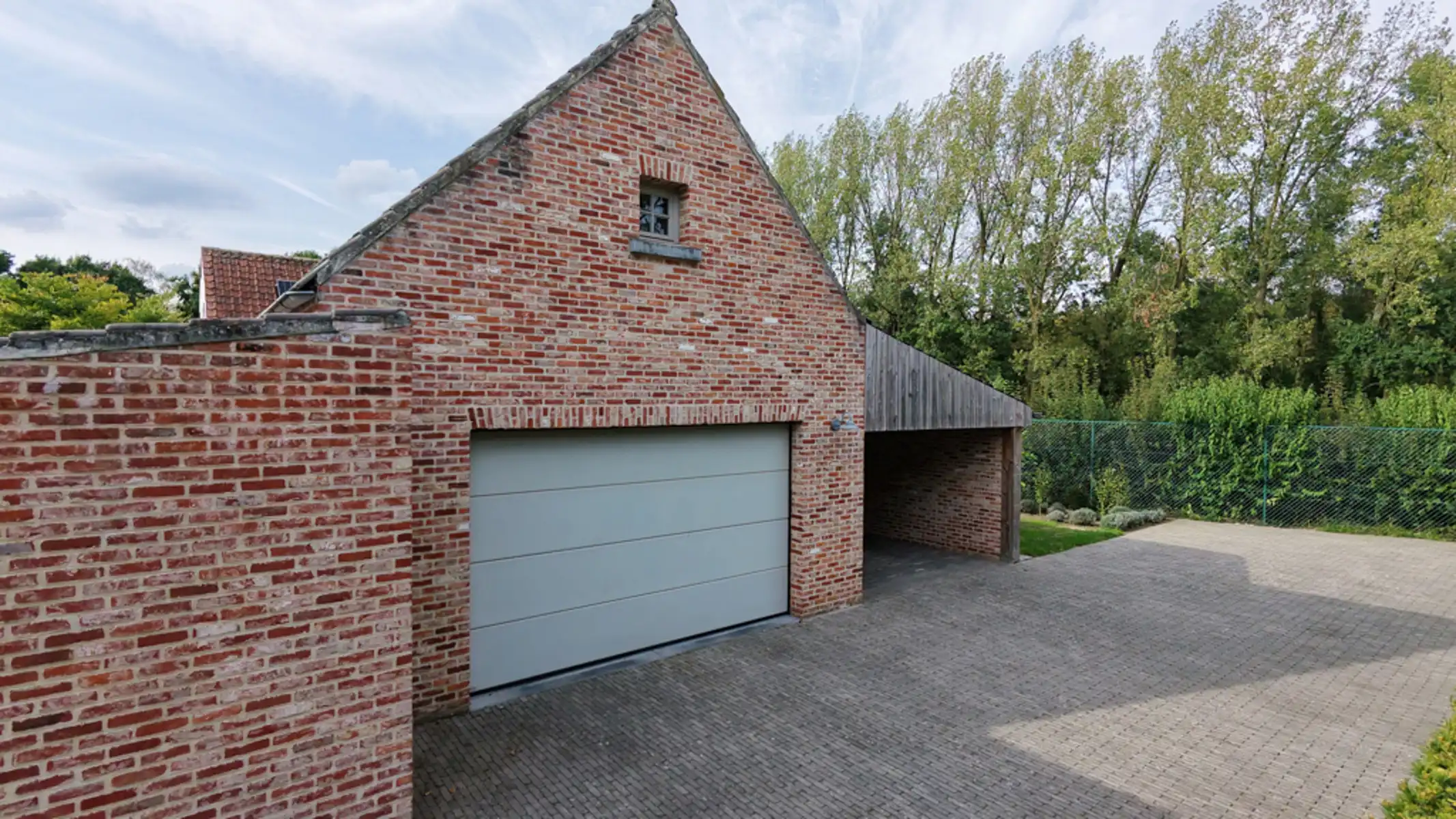 KARAKTERVOLLE PASTORIJWONING MET BIJGEBOUW foto 27