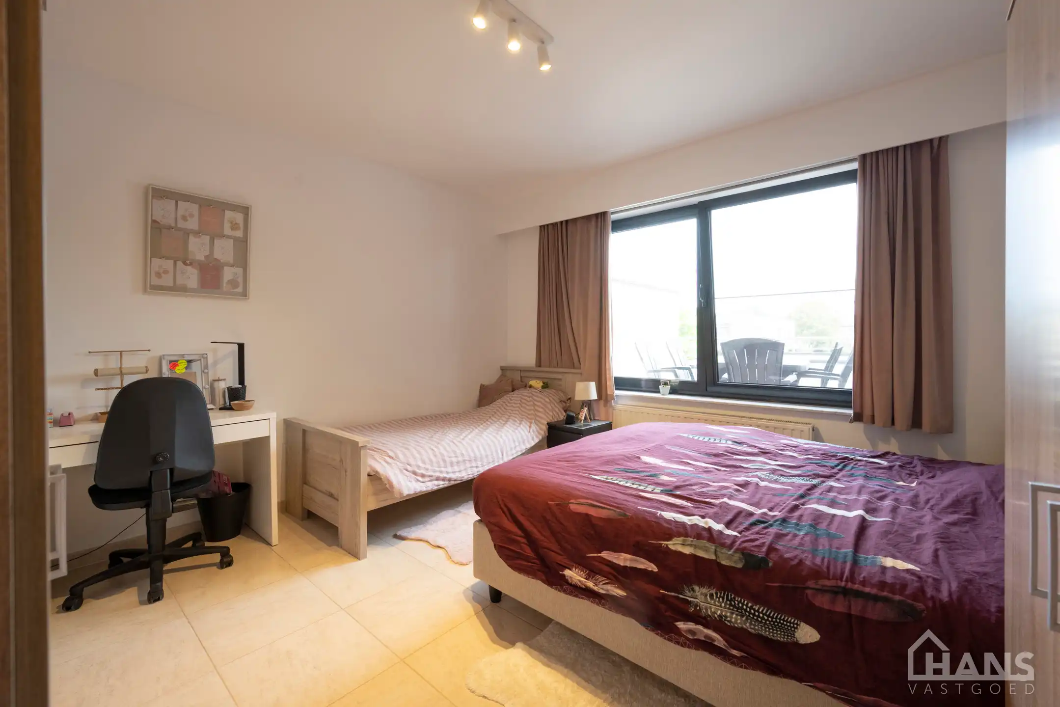 Instapklaar appartement met garagebox foto 9
