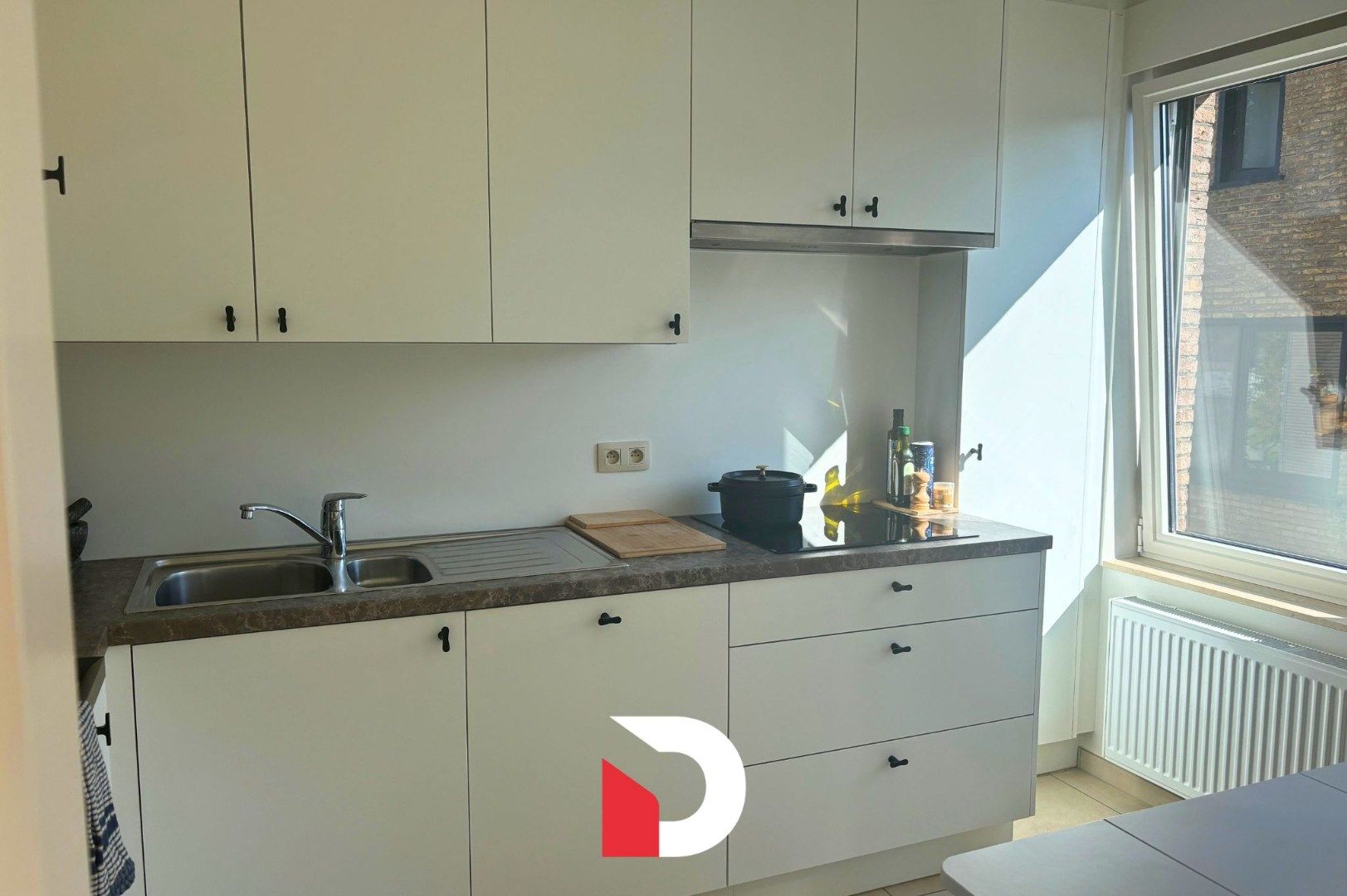 Rustig en lichtrijk appartement met drie slaapkamers en garagebox foto 5