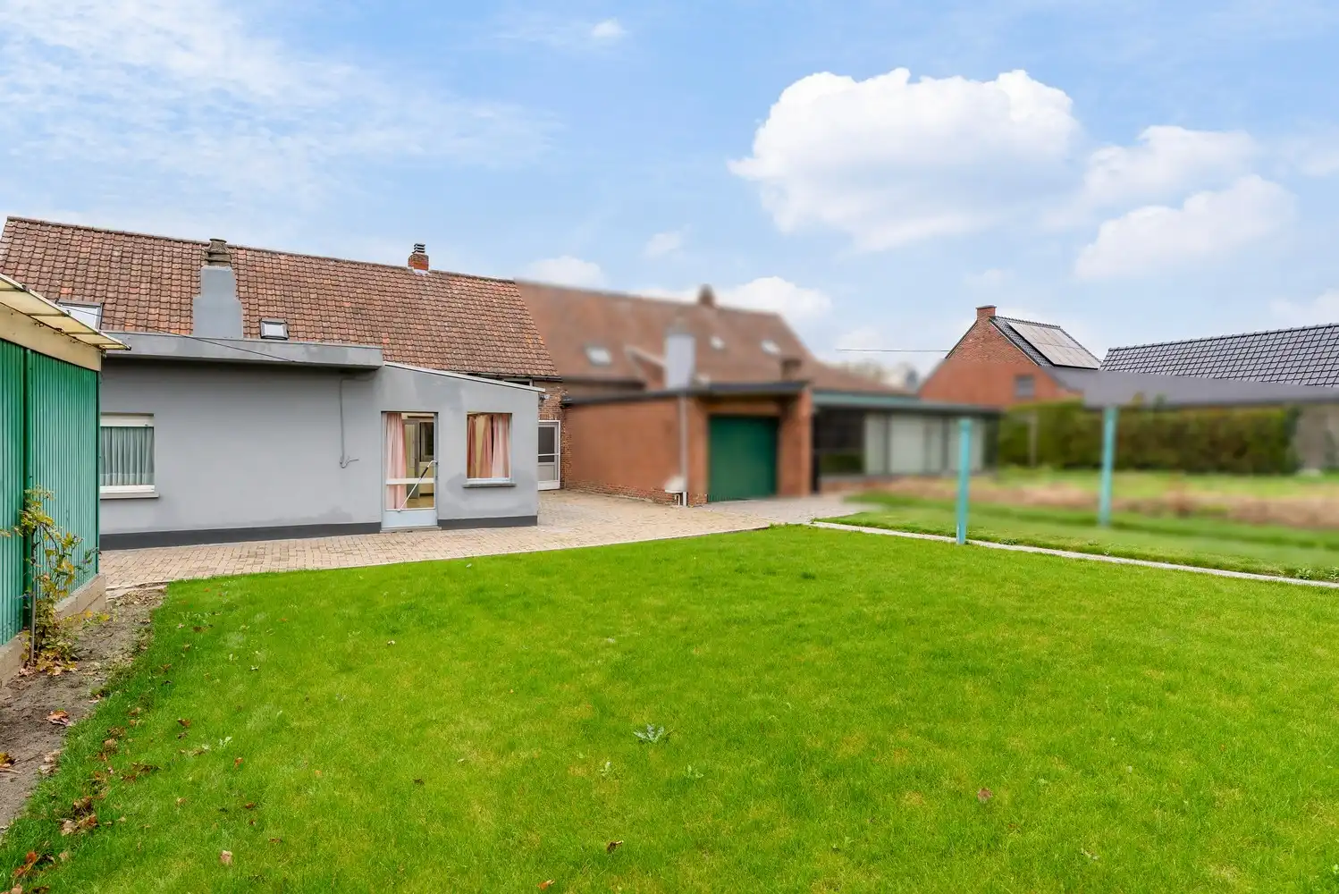 Ruime halfopen bebouwing foto 28