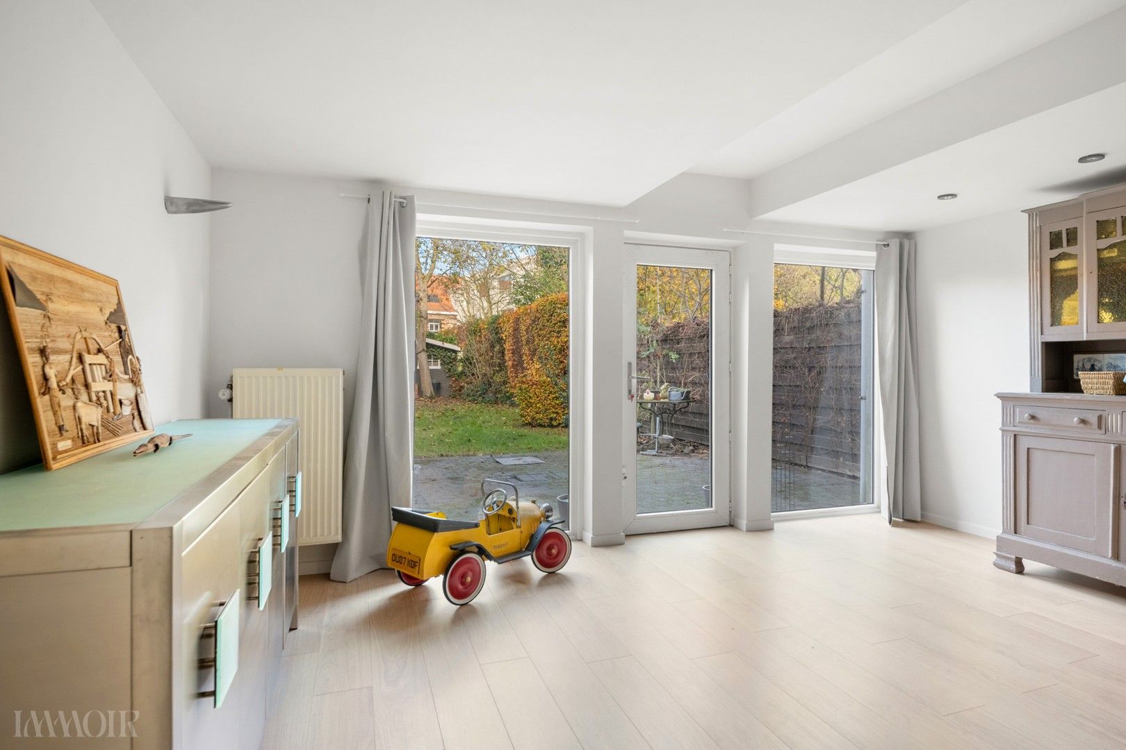 Prachtig gerenoveerde woning met praktijk/studio in hartje Schoten. foto 19