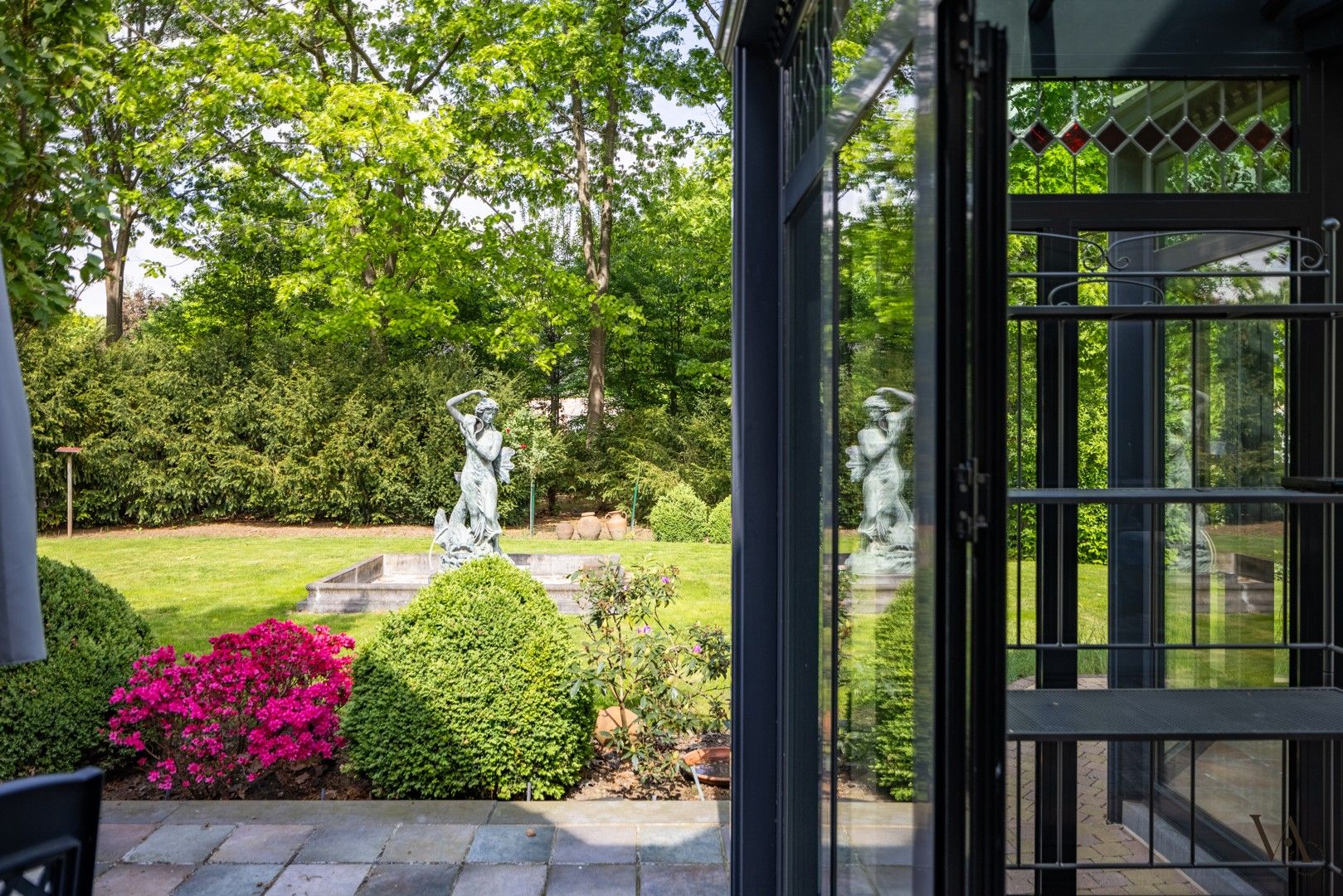 Zeer ruime klassieke villa op prachtig perceel in Hoog-Linden foto 17