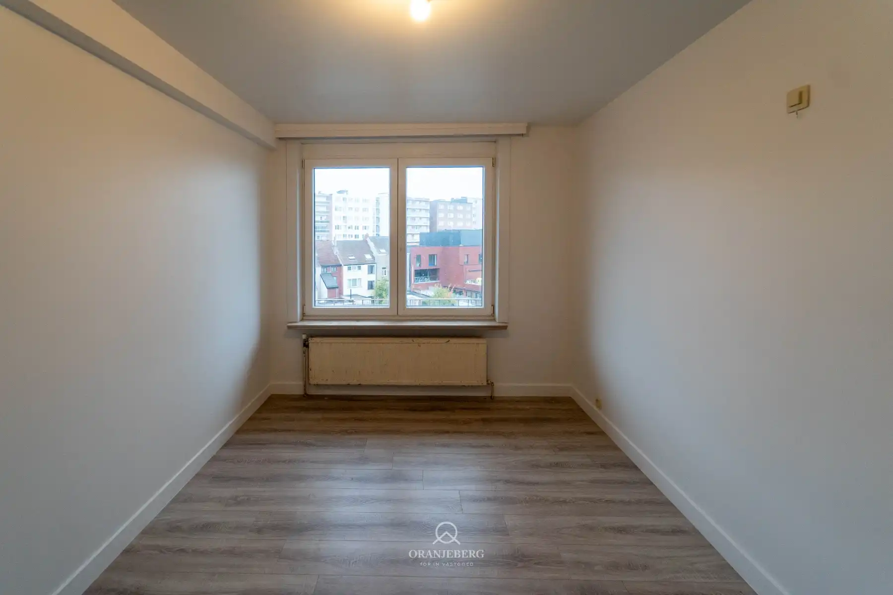 Ruim 3-slaapkamerappartement met garagebox foto 7